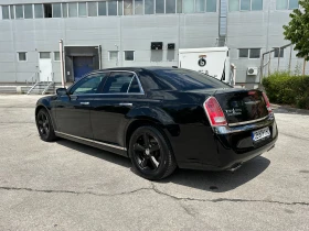 Обява за продажба на Chrysler 300c 3.6i 292 к.с. ~21 999 лв. - изображение 2