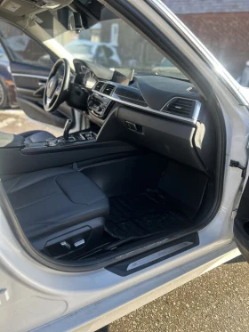 BMW 320 BMW 3 Series 320i xDriv* АвтоКредит* (Цена до БГ)  - 14499 € / 28357.58 лв. - 22418844 8