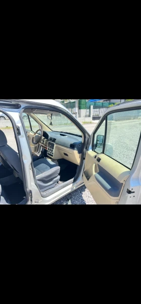Ford Tourneo Connect GLX | Auto.bg — изображение 9
