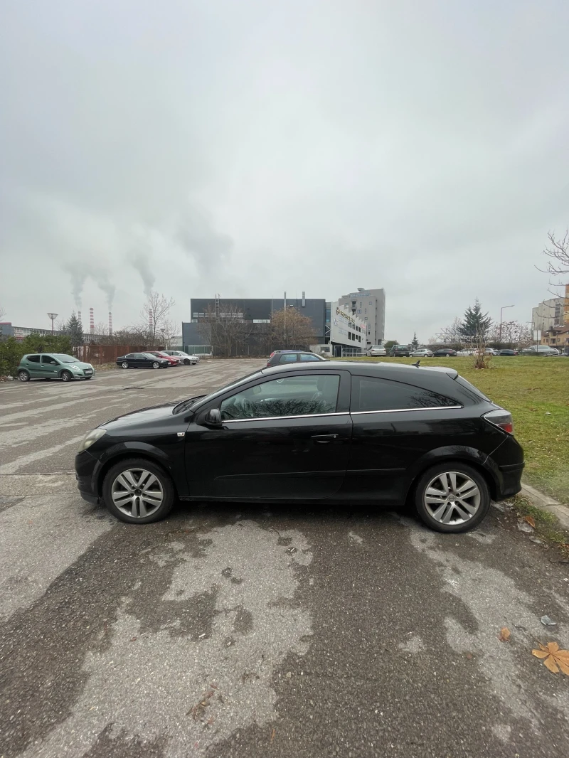 Opel Astra GTC 1.9 cdti, снимка 3 - Автомобили и джипове - 48439177