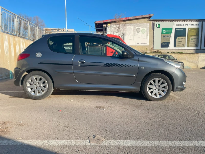 Peugeot 206 PLUS, снимка 4 - Автомобили и джипове - 49039045