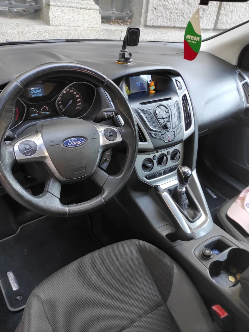 Ford Focus 1.6 TDCI, снимка 6 - Автомобили и джипове - 49536329