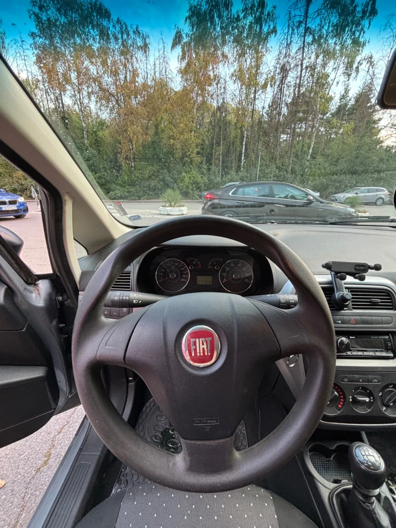 Fiat Punto GRANDE/ГАЗ/БЕНЗИН, снимка 6 - Автомобили и джипове - 52489135