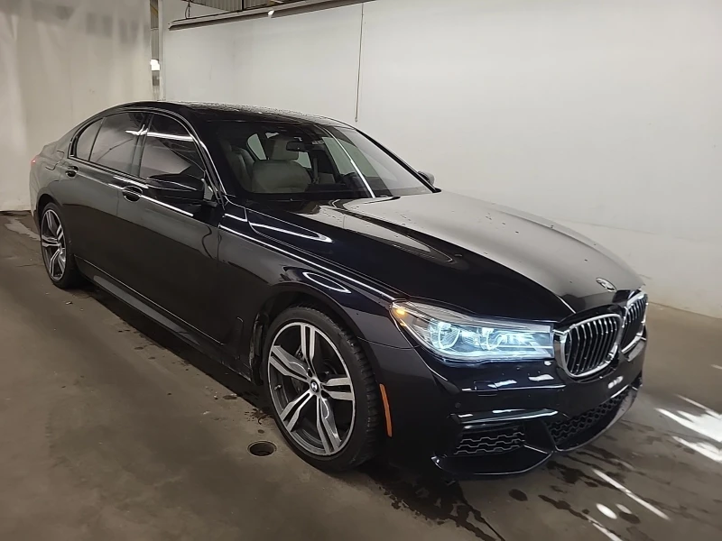 BMW 750 XDRIVE * * CARFAX * * АВТО КРЕДИТ * * , снимка 2 - Автомобили и джипове - 52449550
