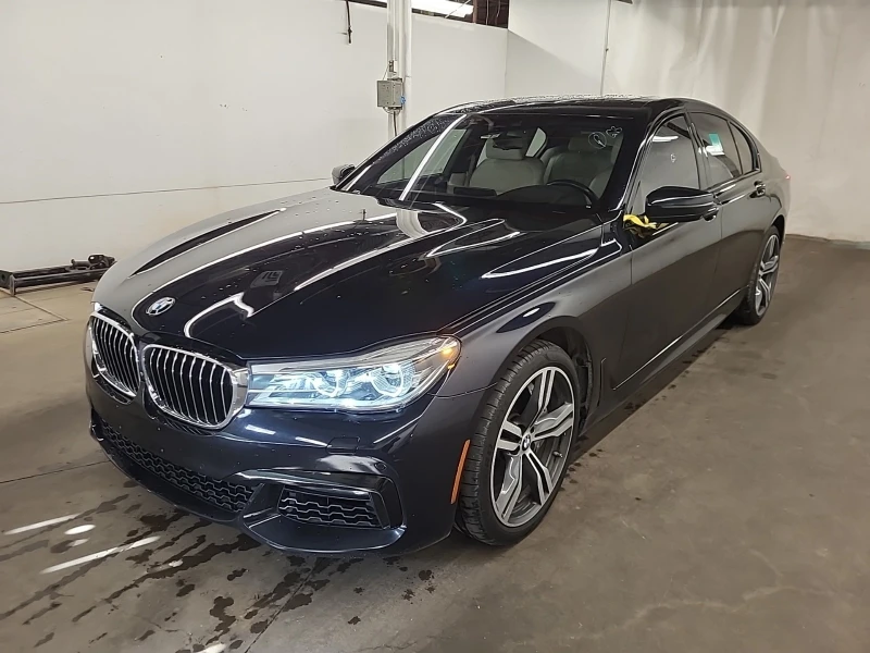 BMW 750 XDRIVE * * CARFAX * * АВТО КРЕДИТ * * 