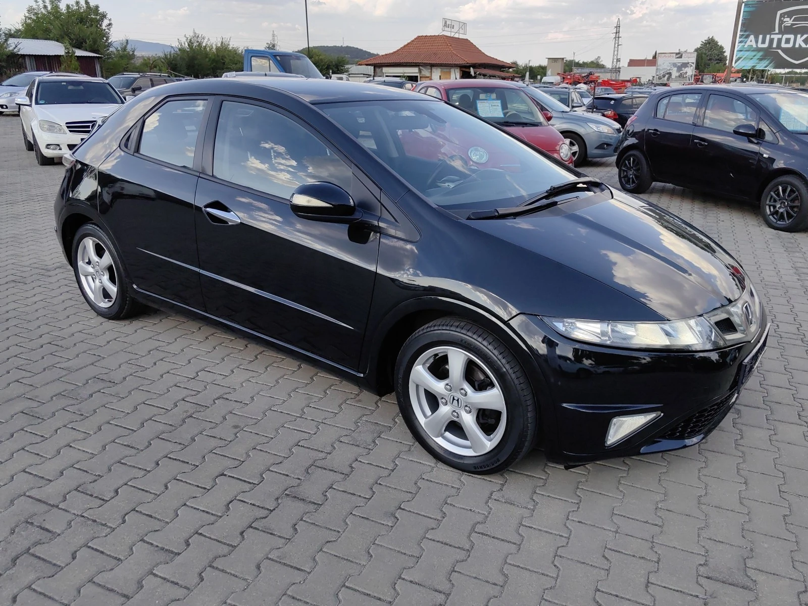 Honda Civic 1.4 99кс Фейслифт Модел 6 Скорости  - изображение 8