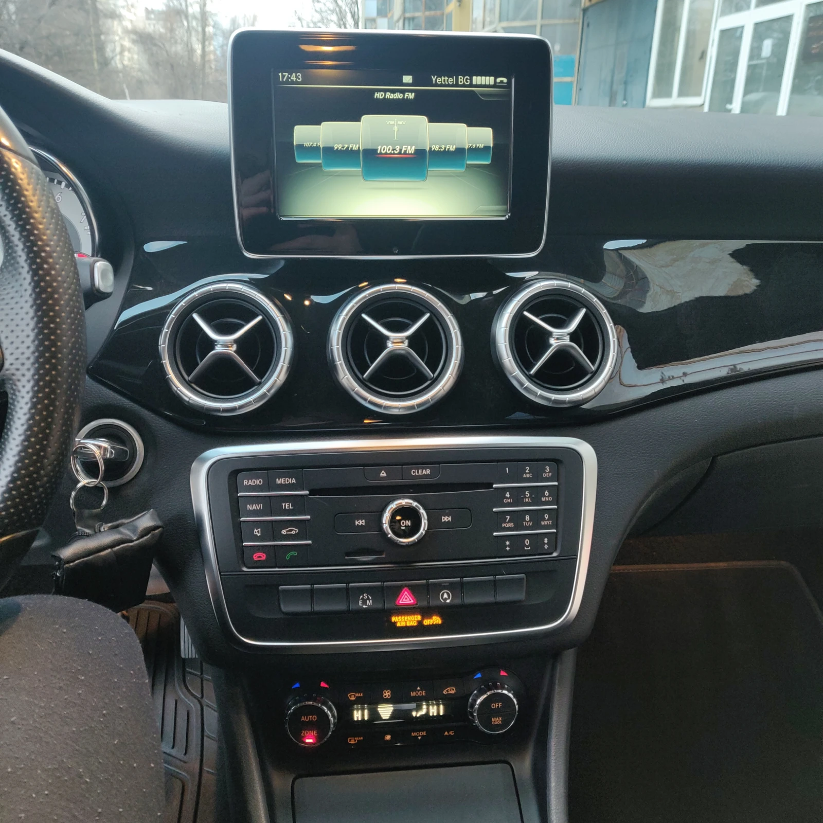 Mercedes-Benz CLA 250  - изображение 7