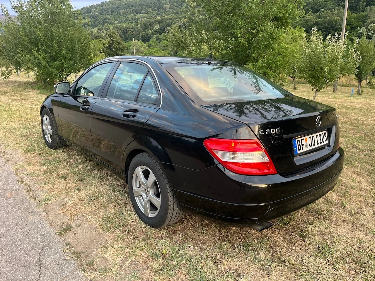 Mercedes-Benz C 200 ТОП СЪСТОЯНИЕ - изображение 5