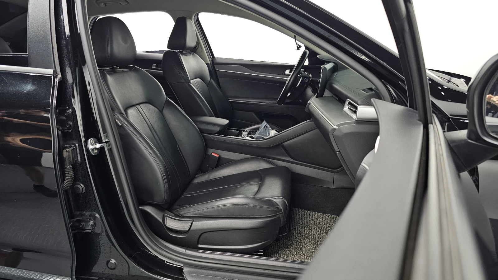 Kia K5 2.0LPI TRENDY - изображение 9