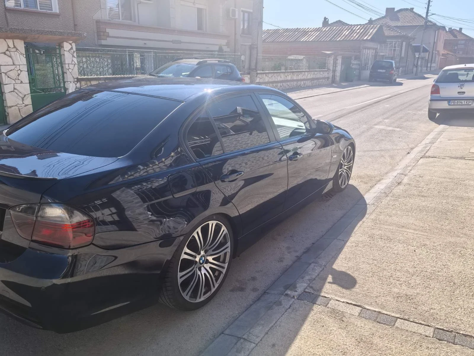 BMW 330  - изображение 2