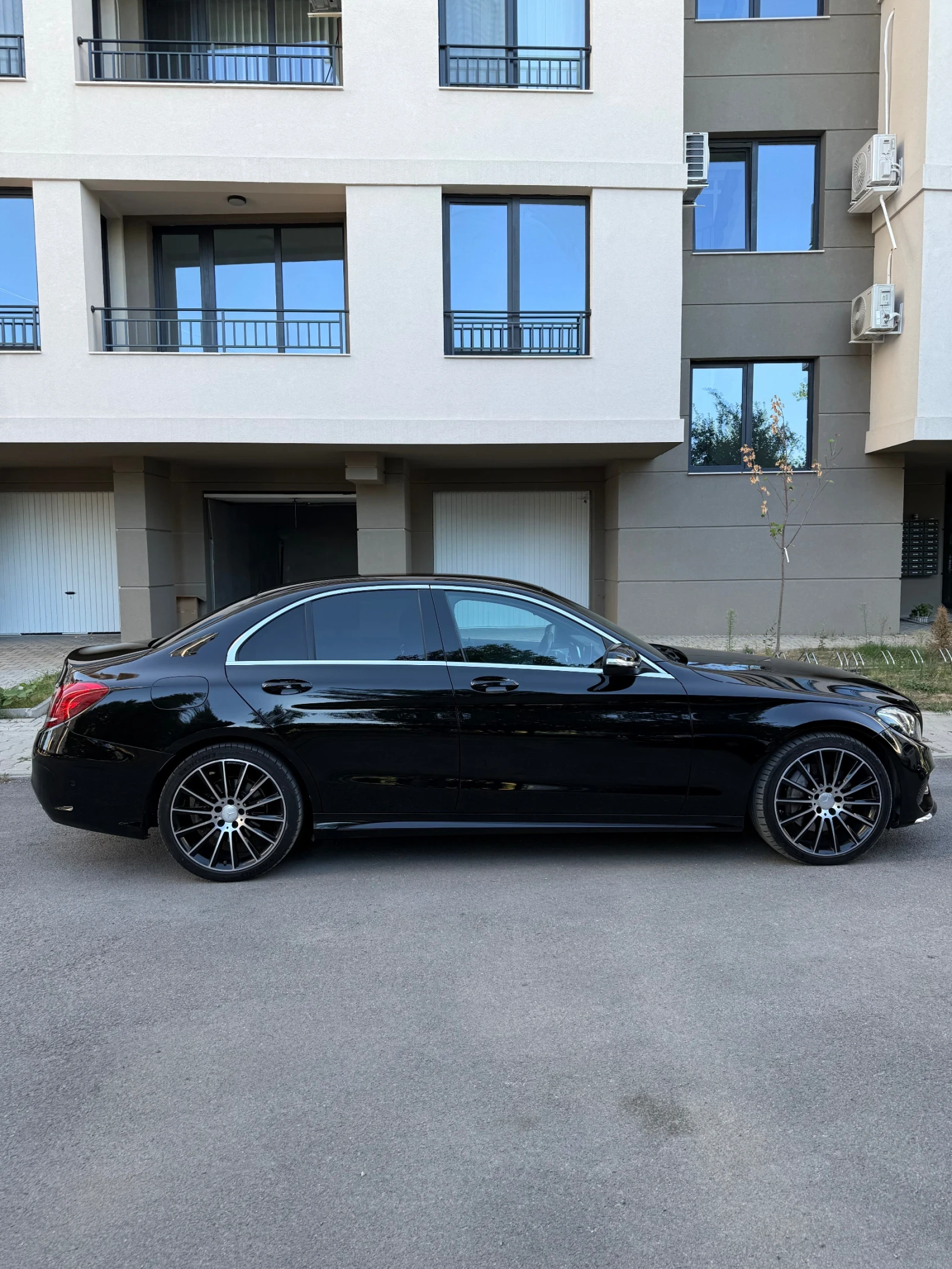 Mercedes-Benz C 300 Diesel+ HybridAMG Line, Burmester - изображение 6