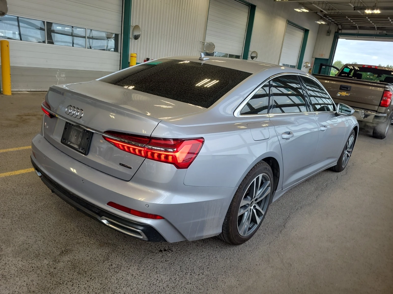 Audi A6 PROGRESSIV* CARFAX* АВТОФИНАНСИРАНЕ*  - изображение 3