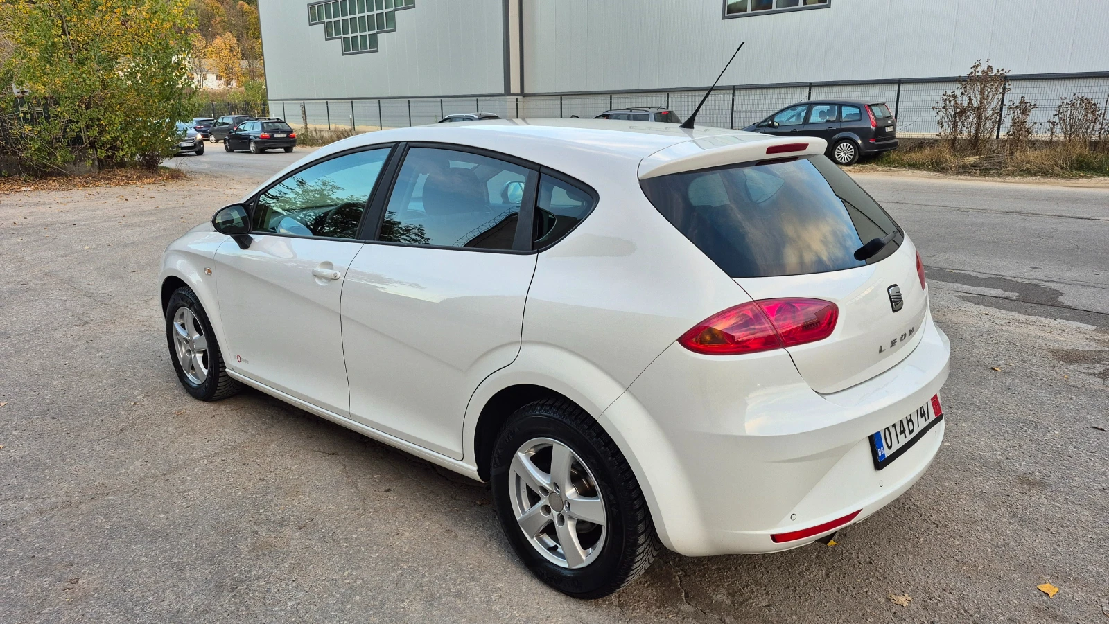 Seat Leon 1.4I 86кс - Германия ОТЛИЧЕН - изображение 8