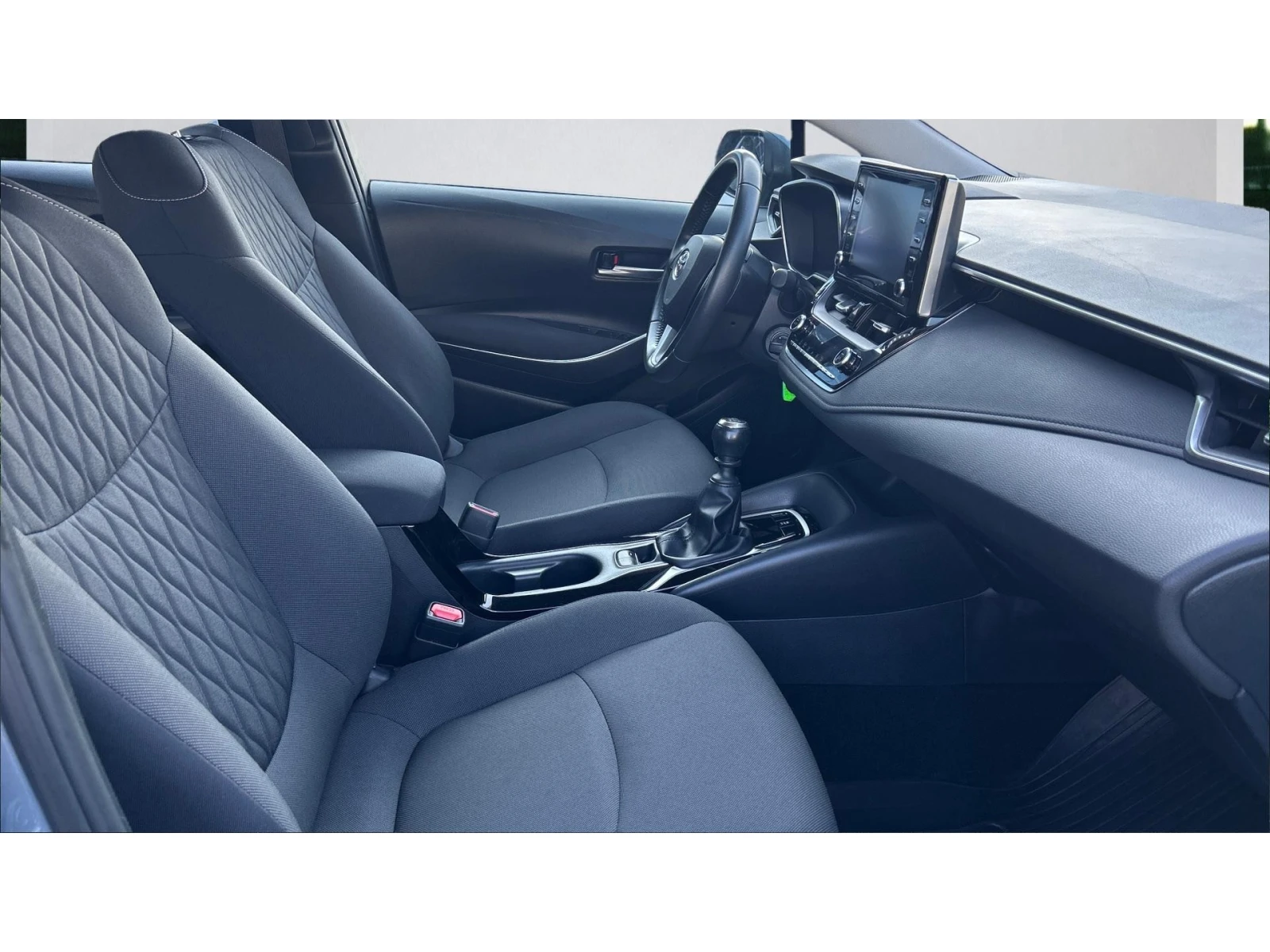 Toyota Corolla Месечна вноска от 393 лв. - изображение 6