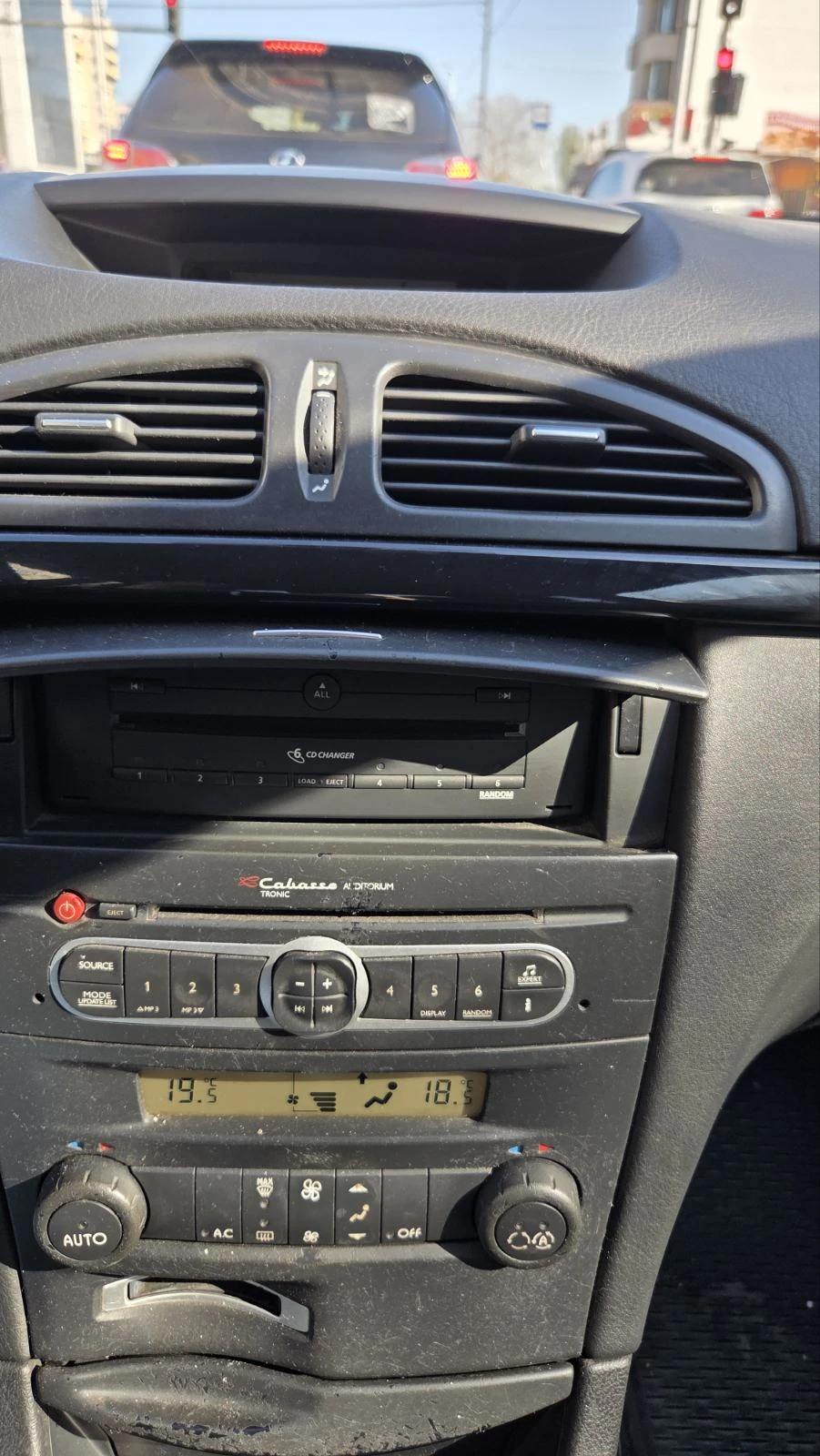 Renault Laguna 2.0 dCi 150кс. - изображение 10