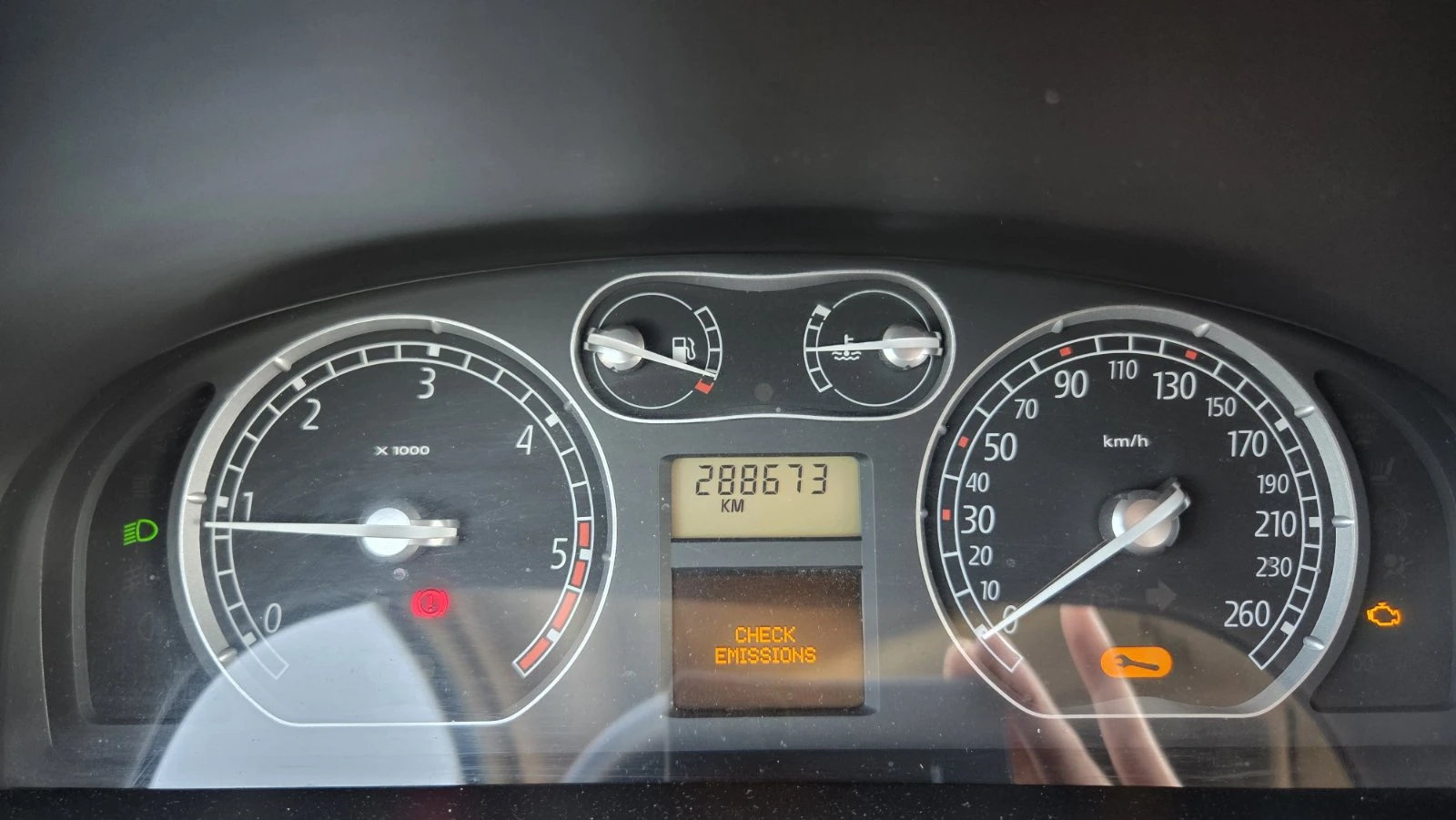 Renault Laguna 2.0 dCi 150кс. - изображение 9