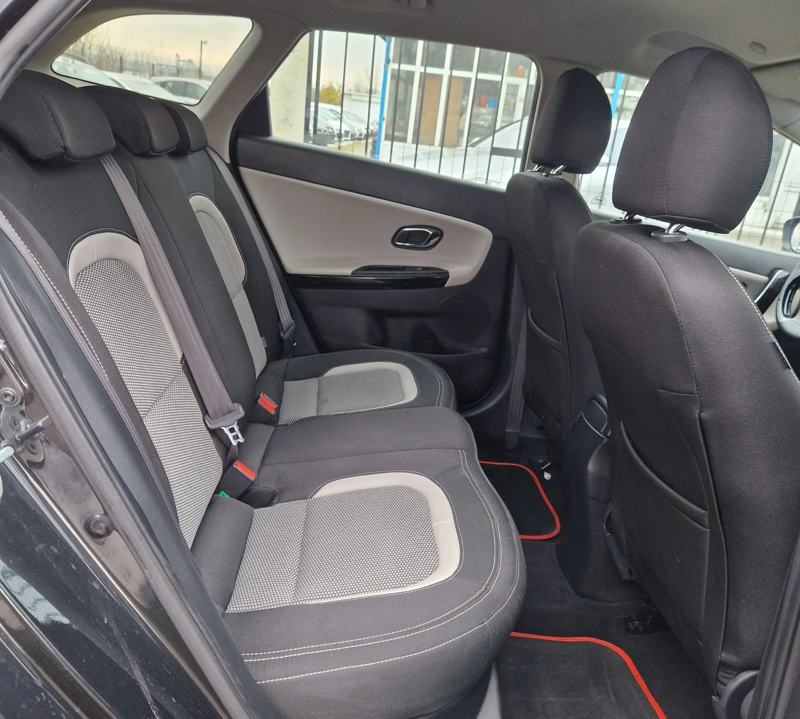Kia Ceed 1.6crdi FULL | Mobile.bg � ����������� 14
