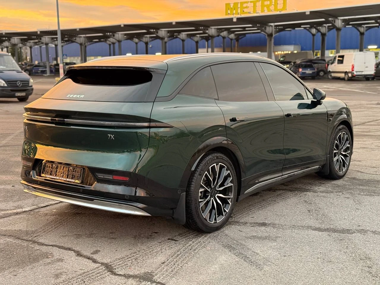 Zeekr 7X 4WD  | Mobile.bg � ����������� 4