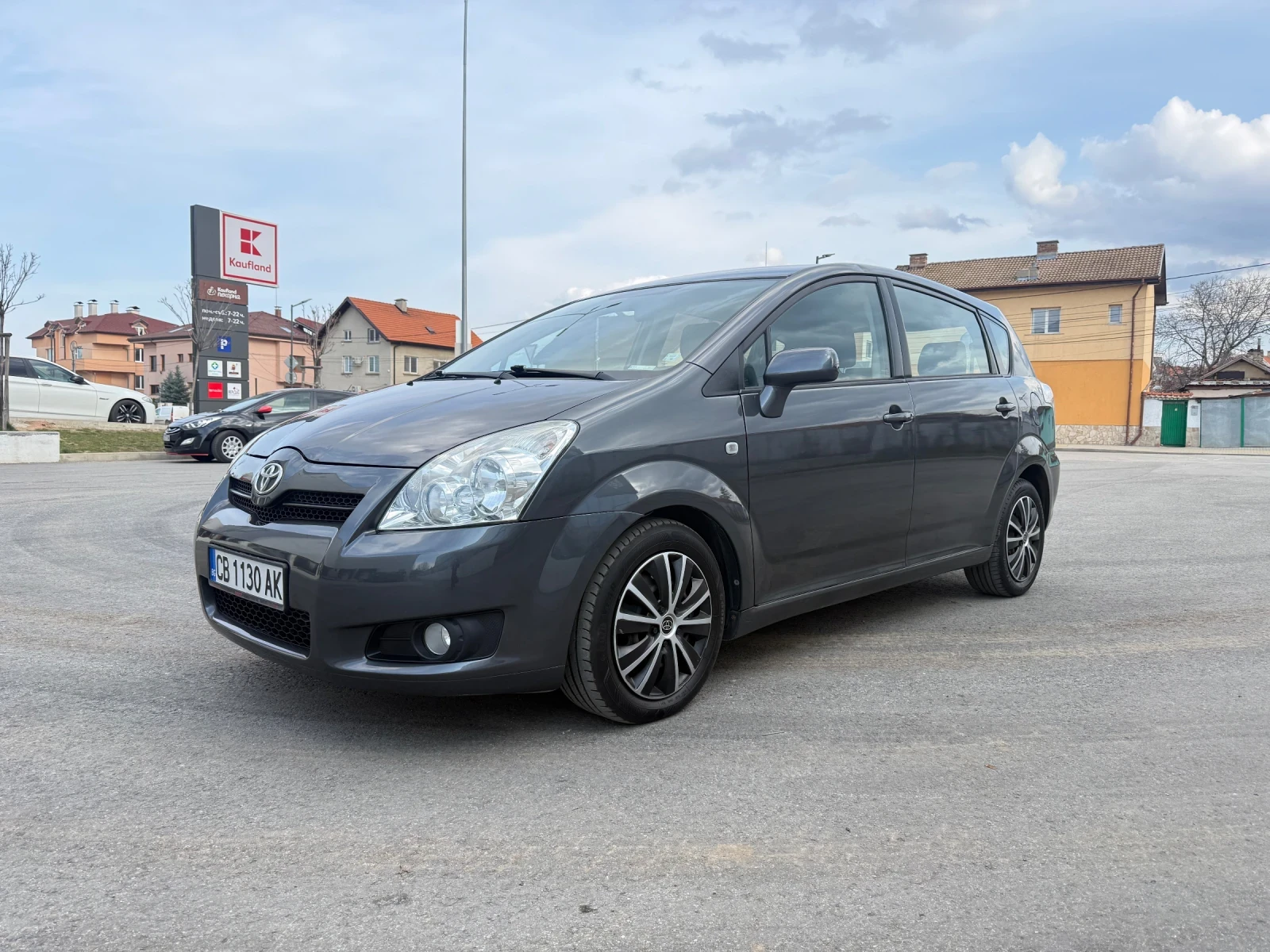 Toyota Corolla verso 2, 2 D4D-136 к.с # 6+ 1места#