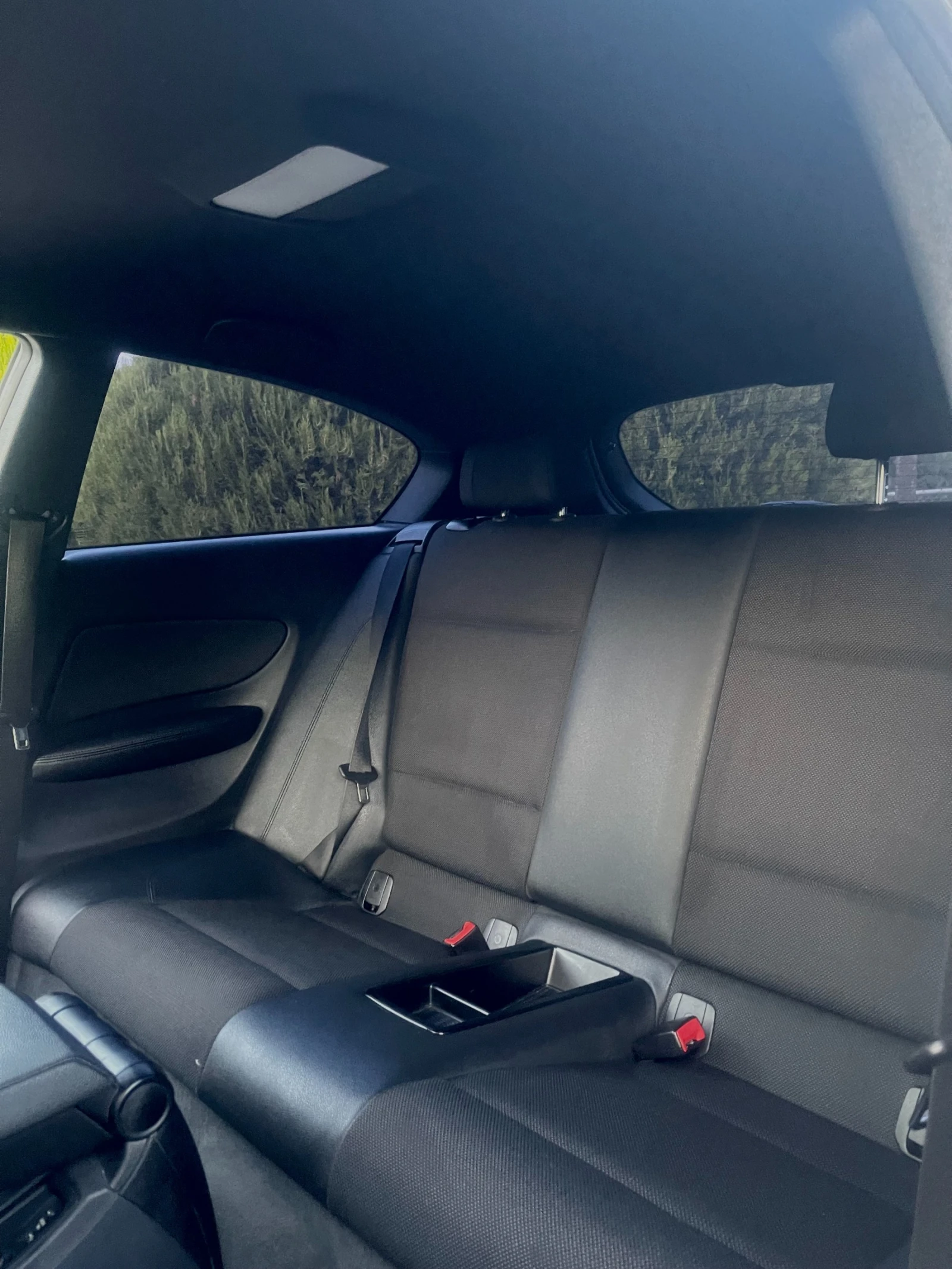 BMW 120 FULL M PACKET , снимка 13 - Автомобили и джипове - 53841174