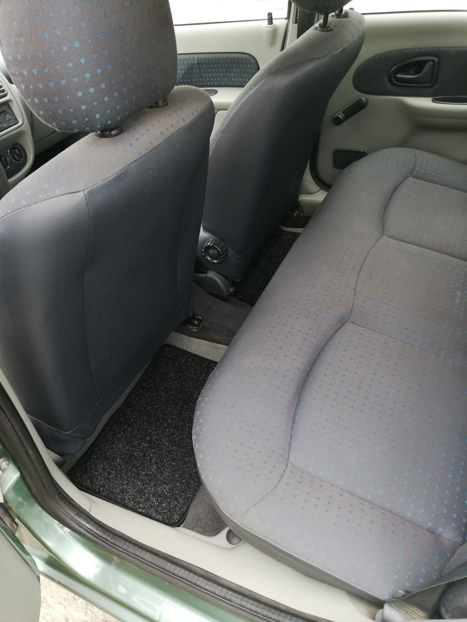 Renault Clio, снимка 5 - Автомобили и джипове - 54259038