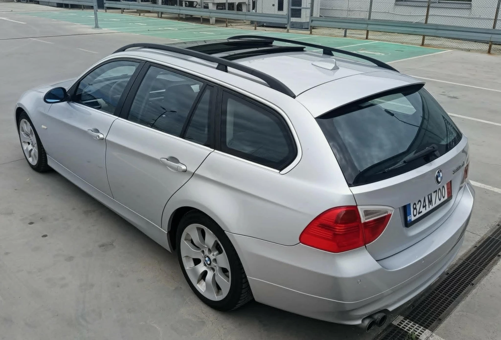 BMW 330 xd Панорама/Нави/Рекаро/Автомат, снимка 5 - Автомобили и джипове - 54544387