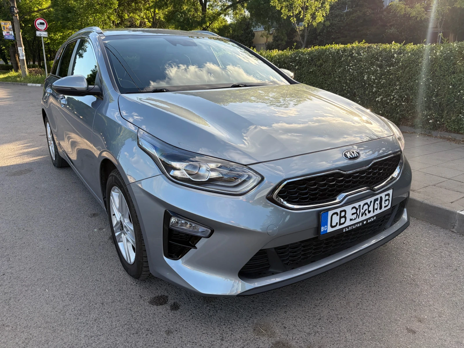 Kia Ceed 1.6CRDI 136к.с. AT7, снимка 6 - Автомобили и джипове - 54714587