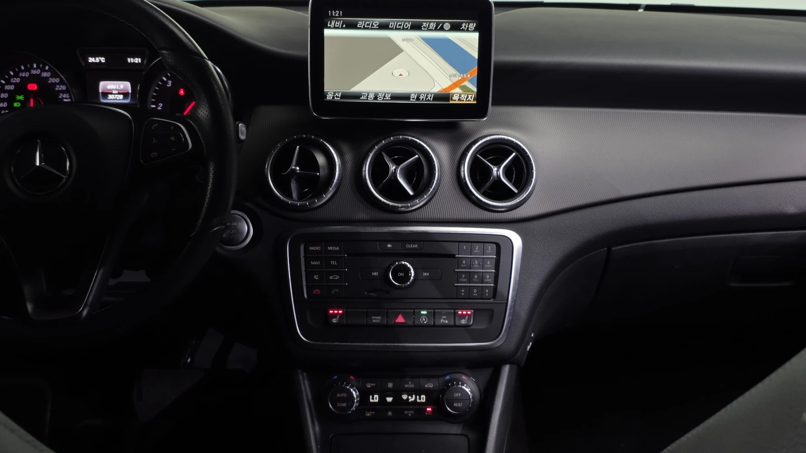 Mercedes-Benz CLA 200d autogeorge.com, снимка 11 - Автомобили и джипове - 55133141