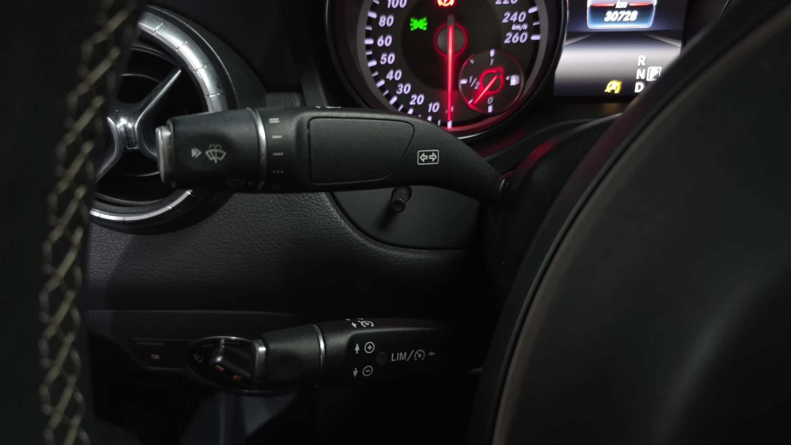 Mercedes-Benz CLA 200d autogeorge.com, снимка 16 - Автомобили и джипове - 55133141