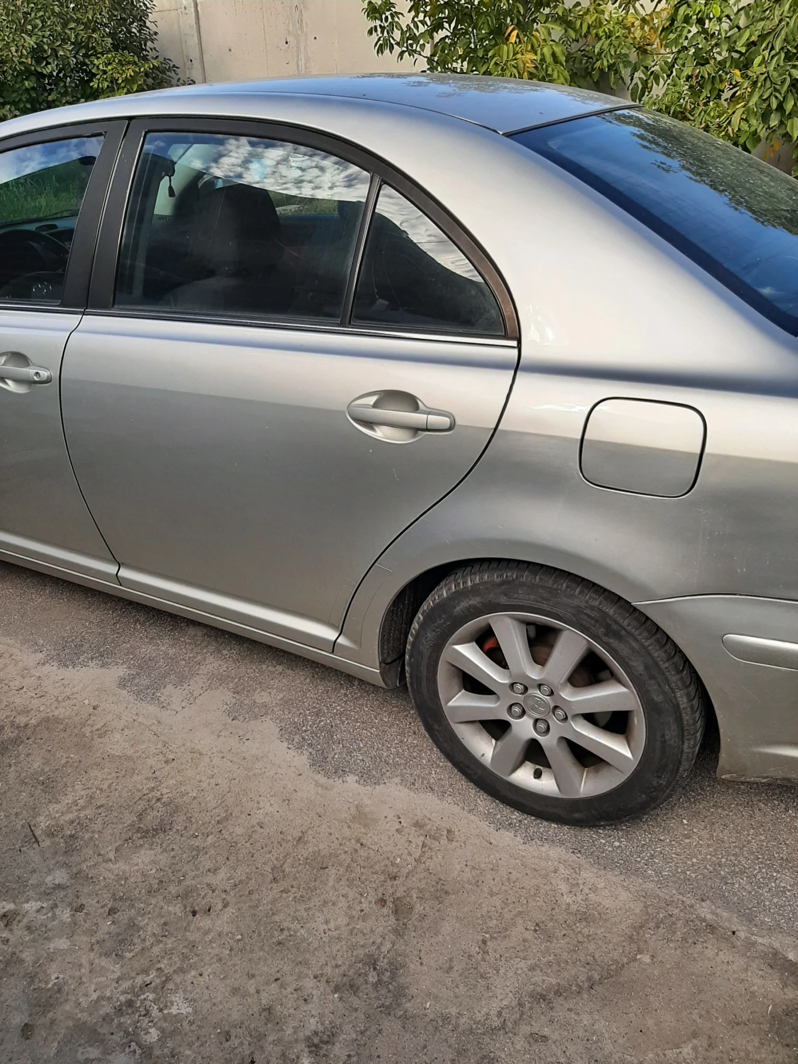 Toyota Avensis, снимка 3 - Автомобили и джипове - 55417998