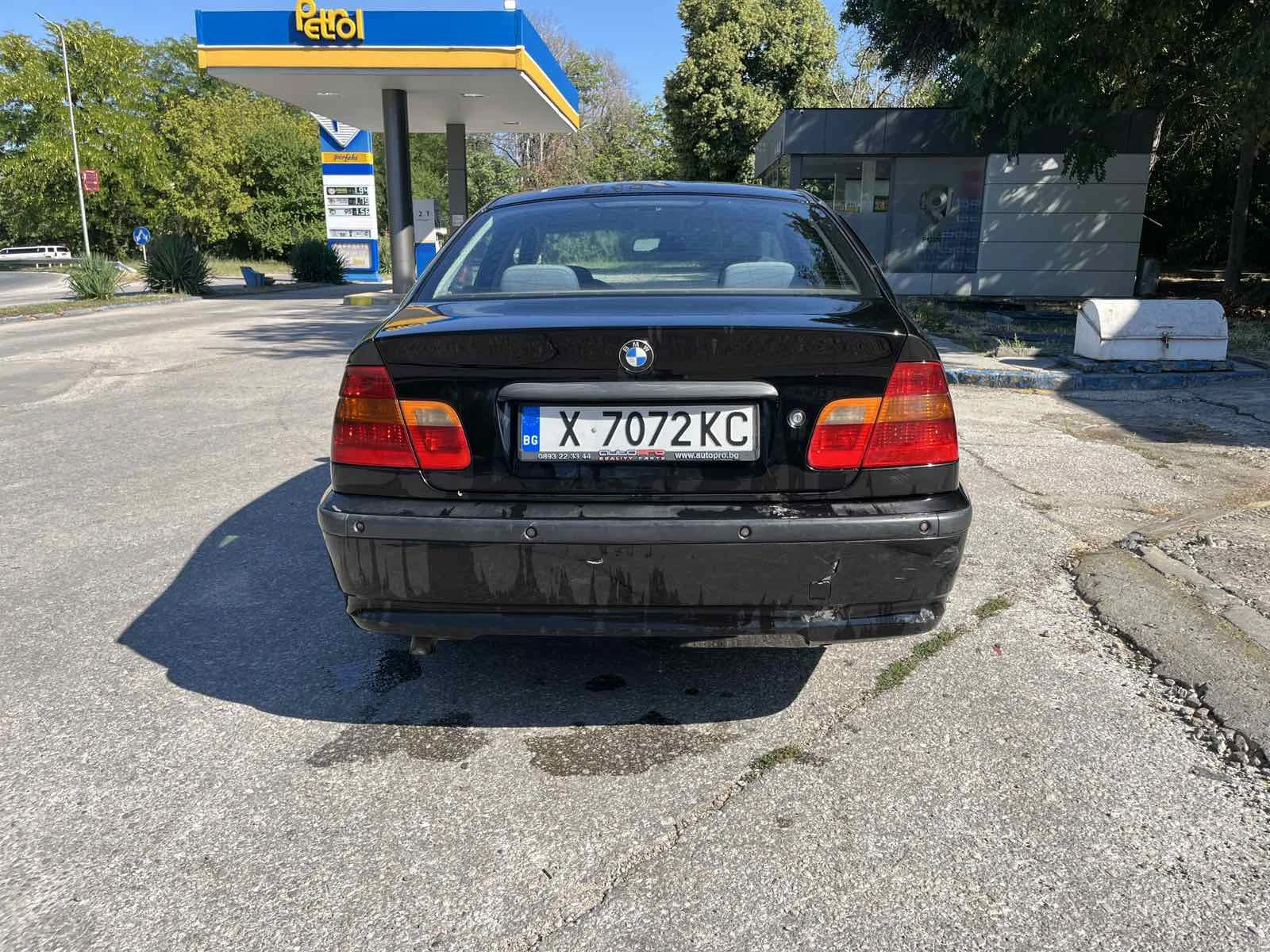 BMW 320, снимка 6 - Автомобили и джипове - 55514525