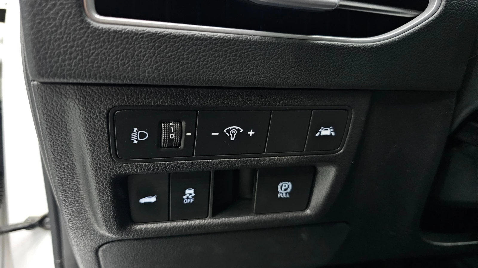 Hyundai Sonata, снимка 10 - Автомобили и джипове - 55589752