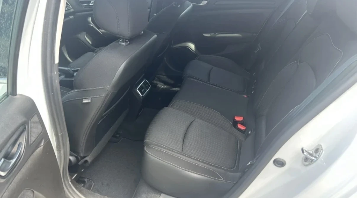 Renault Megane, снимка 9 - Автомобили и джипове - 55811323