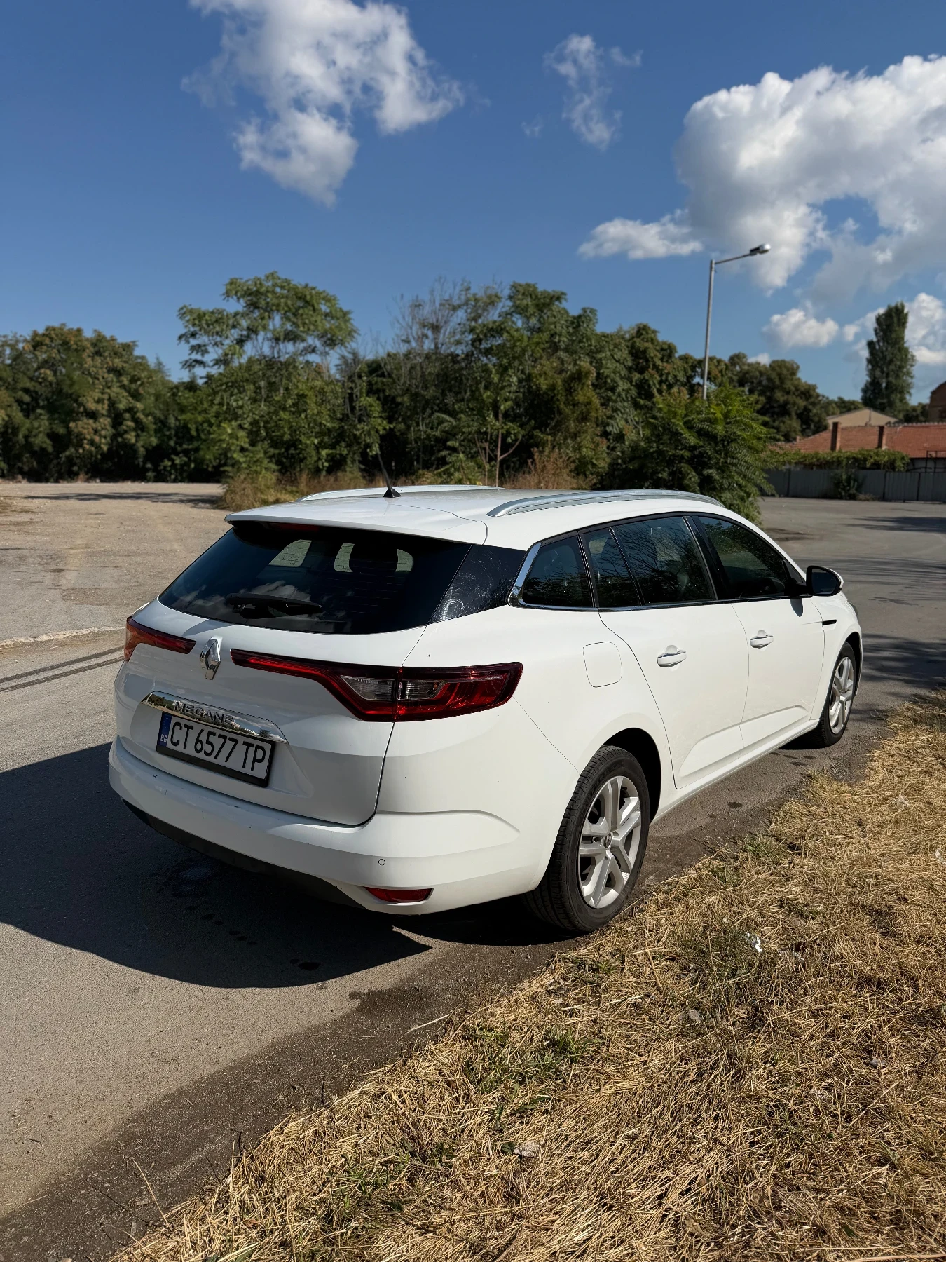 Renault Megane, снимка 6 - Автомобили и джипове - 55811323