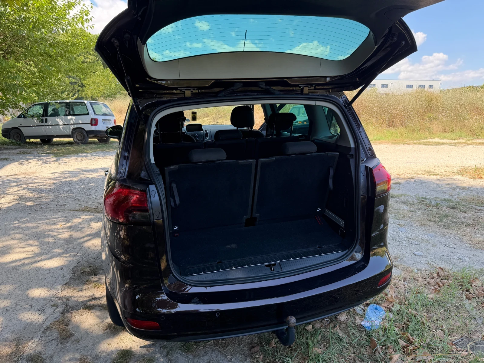 Opel Zafira, снимка 11 - Автомобили и джипове - 56330219