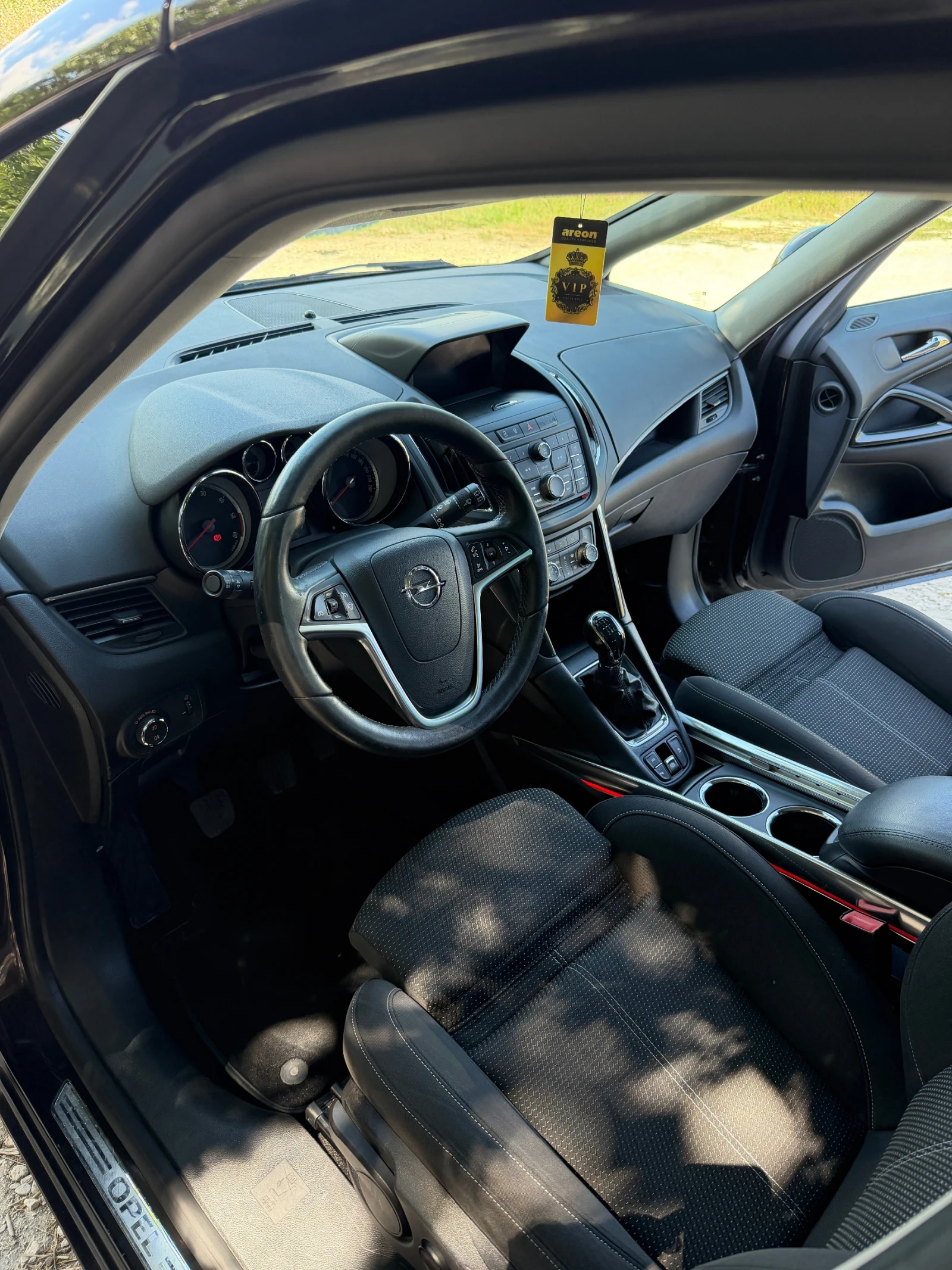 Opel Zafira, снимка 7 - Автомобили и джипове - 56330219