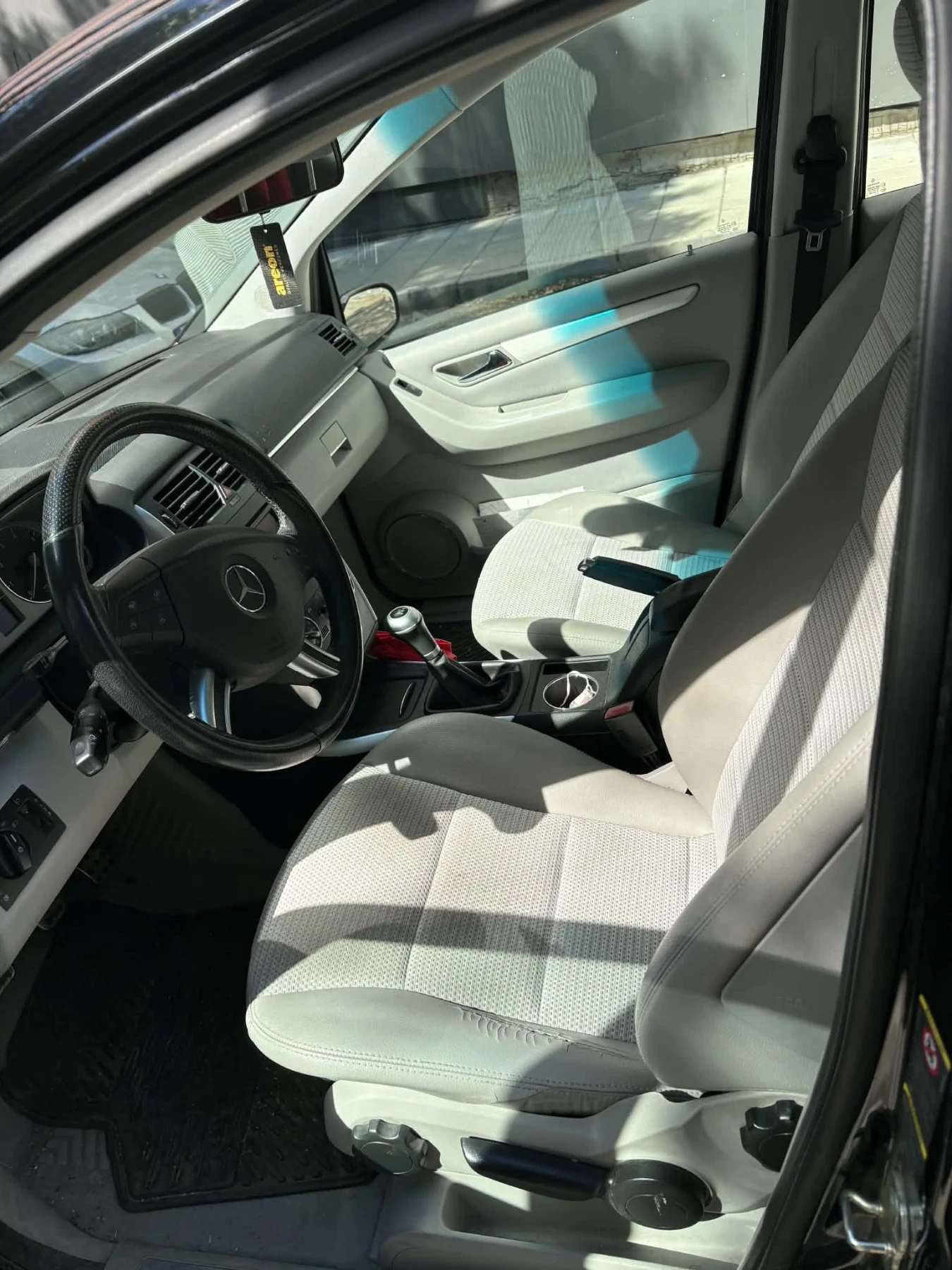 Mercedes-Benz B 200, снимка 4 - Автомобили и джипове - 56432177