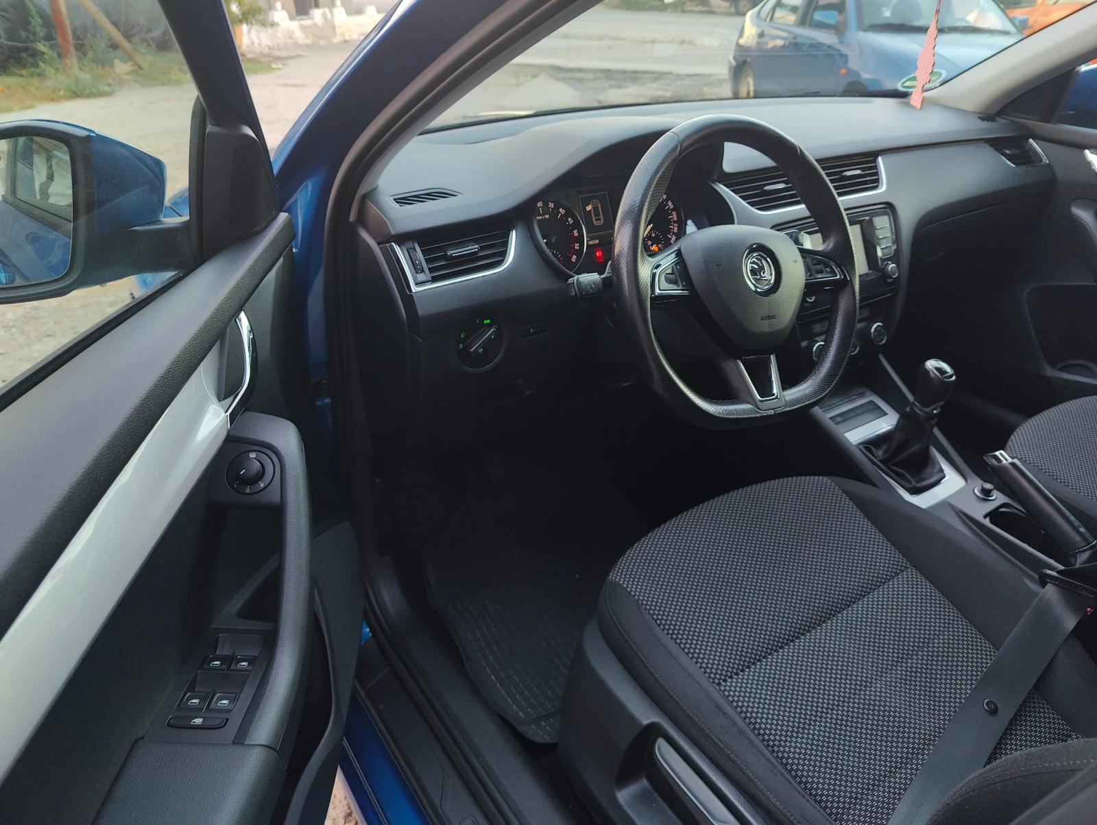 Skoda Octavia III GreenLine 1.6TDI (6 ��������) 110�.� | Mobile.bg � ����������� 16
