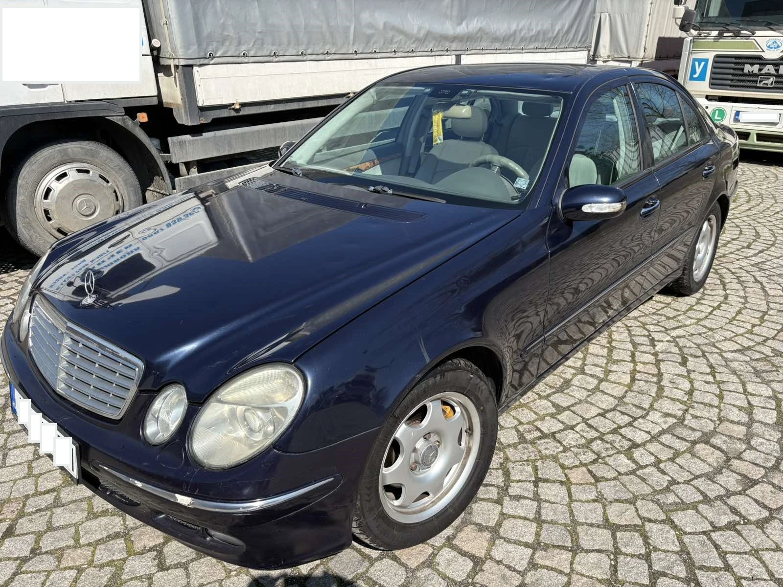 Mercedes-Benz E 270 cdi Elegancе, снимка 3 - Автомобили и джипове - 56502266