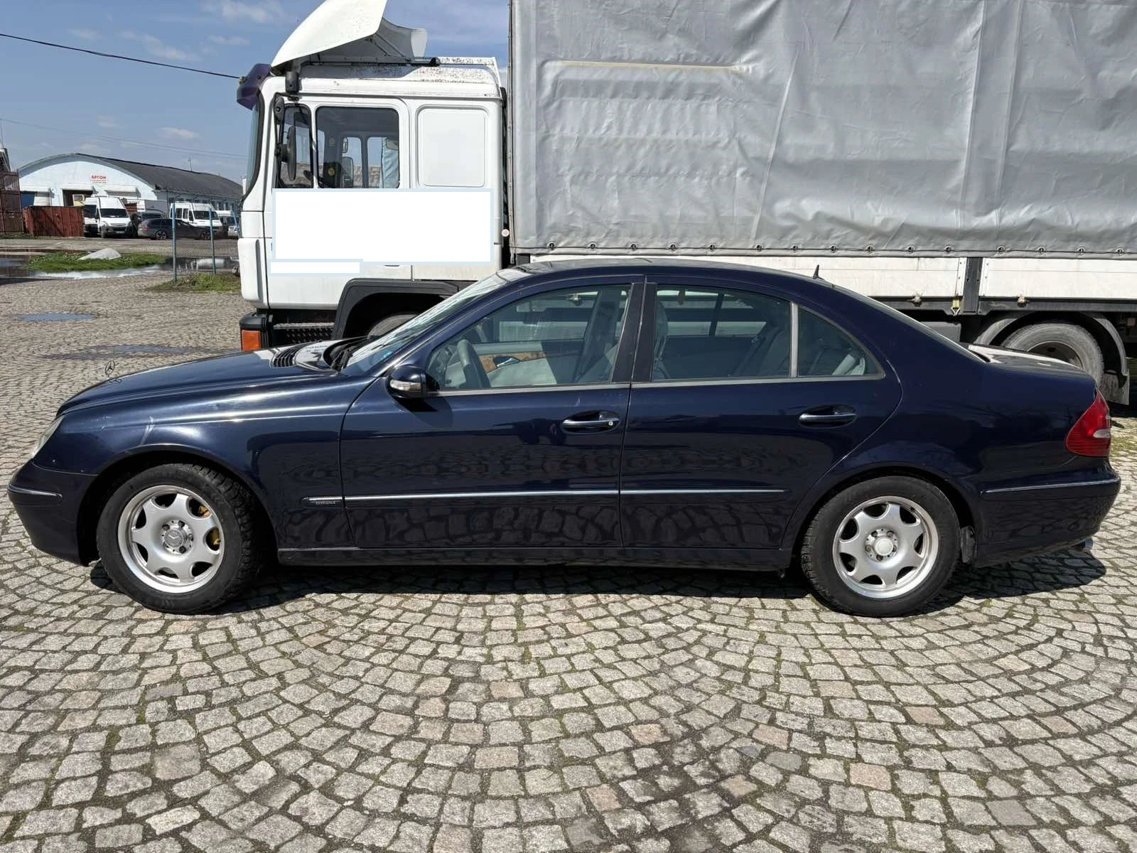 Mercedes-Benz E 270 cdi Elegancе, снимка 5 - Автомобили и джипове - 56502266