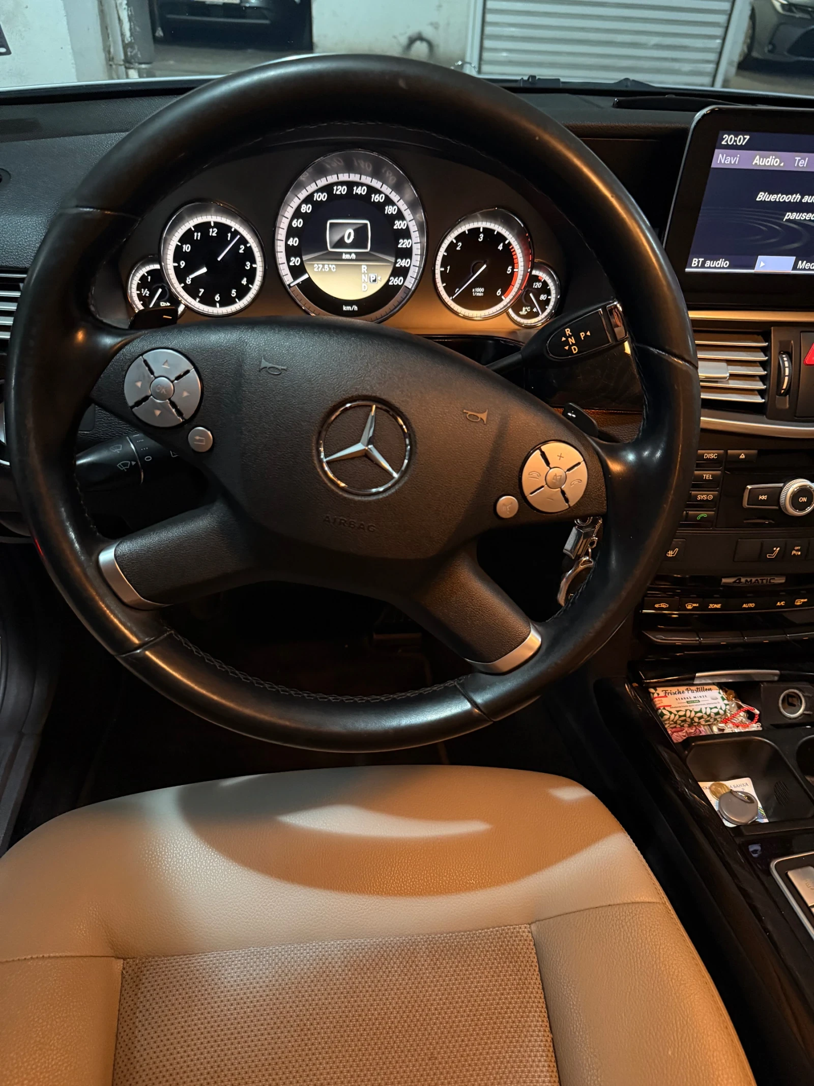 Mercedes-Benz E 350, снимка 10 - Автомобили и джипове - 56680455