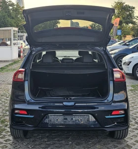 Kia Niro 64kWh ExecutiveLine 100%SOH JBL Термопомпа Keyless, снимка 5
