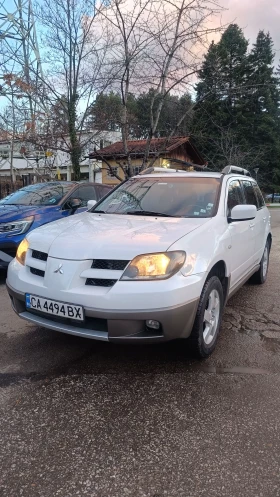 Mitsubishi Outlander 2.4i ГАЗОВ ИНЖЕКЦИОН, снимка 3