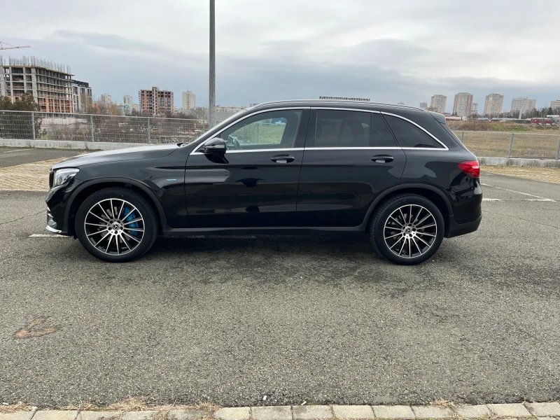 Mercedes-Benz GLC 350 AMG/Plug-in Hybrid, снимка 2 - Автомобили и джипове - 52634357