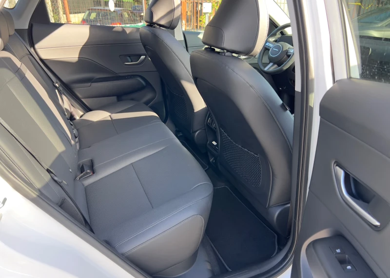 Hyundai Kona SV2 Electric Premium 2024 CH, снимка 10 - Автомобили и джипове - 51696263