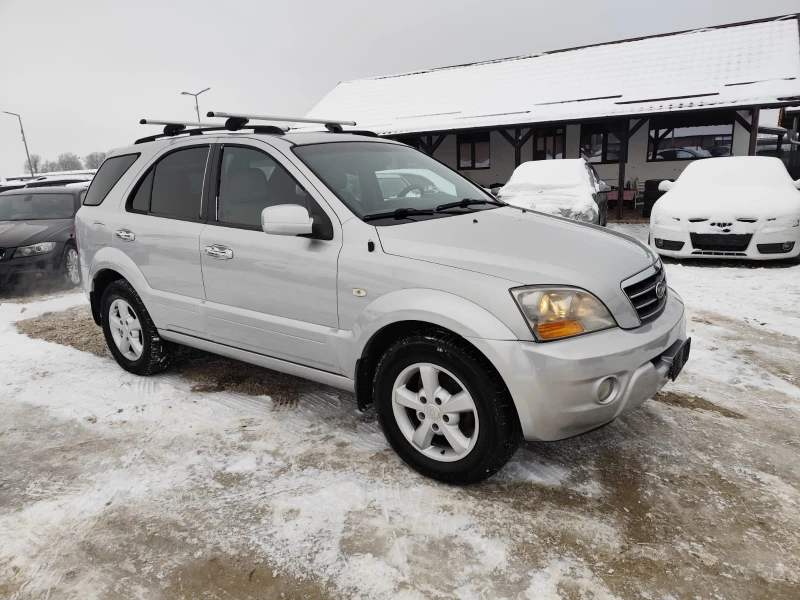 Kia Sorento 2.5 дизел ИТАЛИЯ, снимка 3 - Автомобили и джипове - 53355941