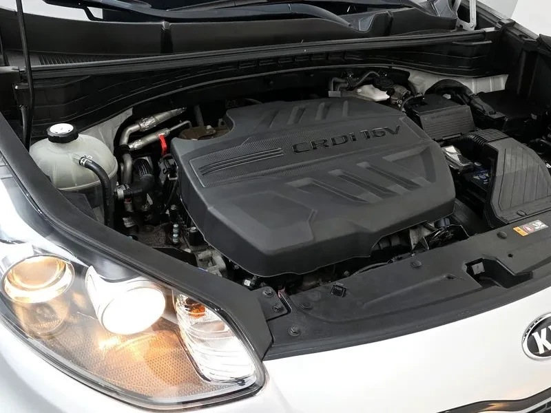 Kia Sportage 2.0 CRDi 4WD, снимка 6 - Автомобили и джипове - 54276708