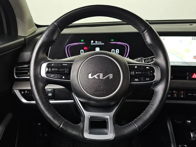 Kia Sportage 2.0 CRDi 4WD, снимка 13 - Автомобили и джипове - 54276453