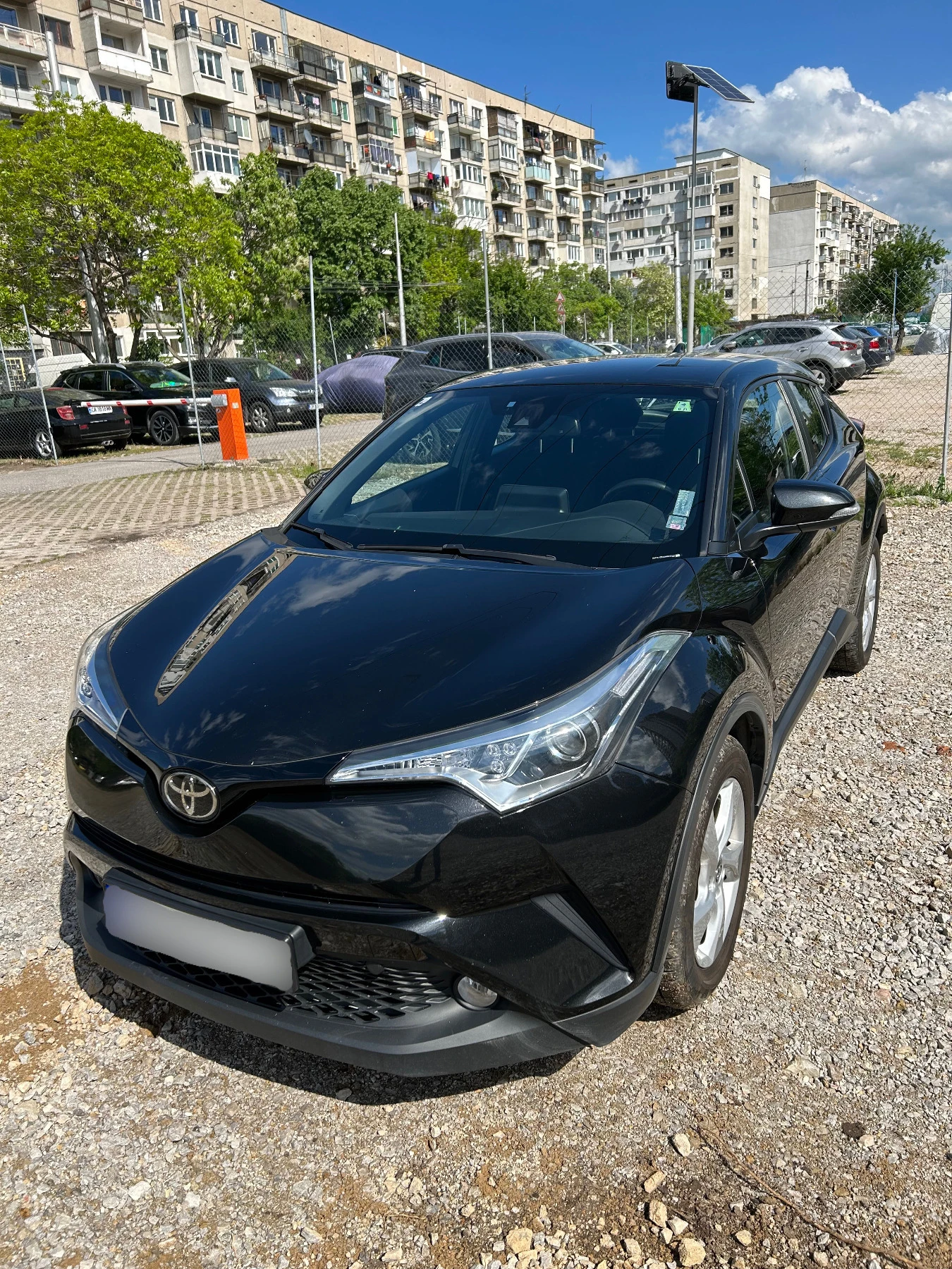 Toyota C-HR 1.2 - изображение 2