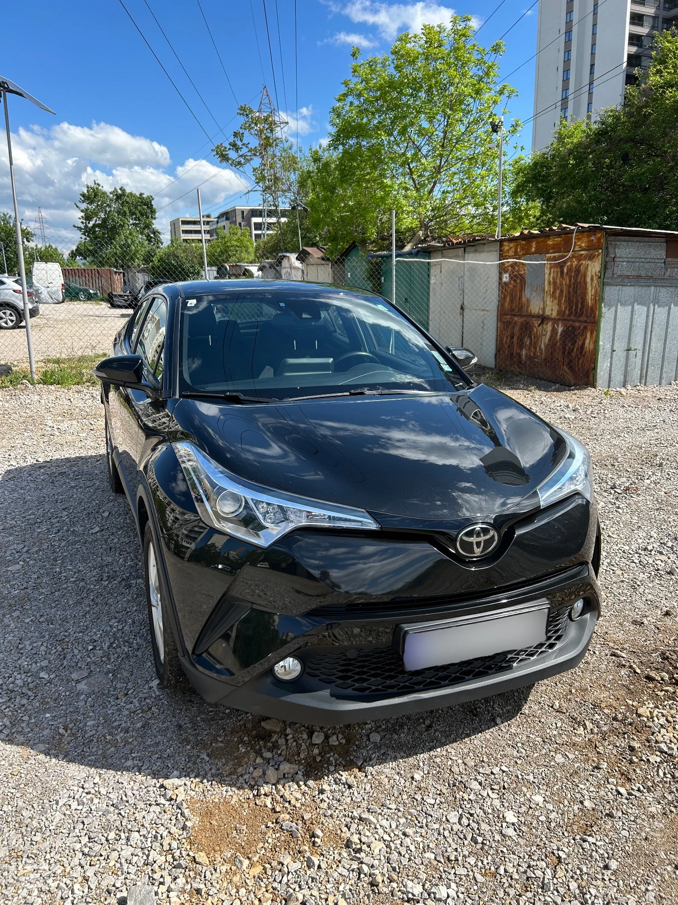 Toyota C-HR 1.2 - изображение 3